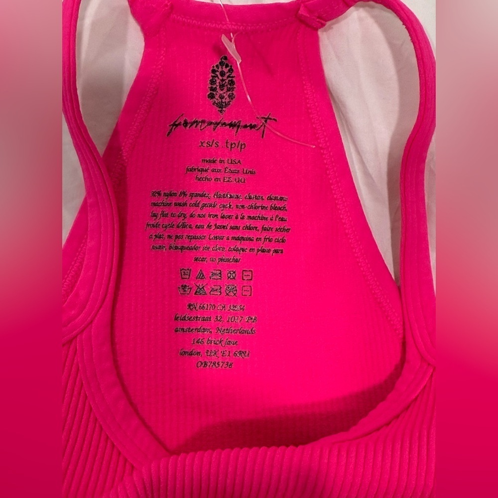 FREE PEOPLE MOVEMENT Happiness Runs Crop Tank IN IN HOT PINK - Picture 14 of 14
